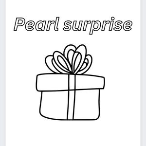 Pearl surprise jewellery lot